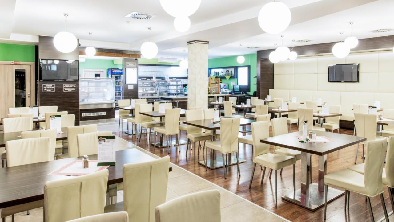 姆林斯卡酒店 Uherské Hradiště 外观 照片