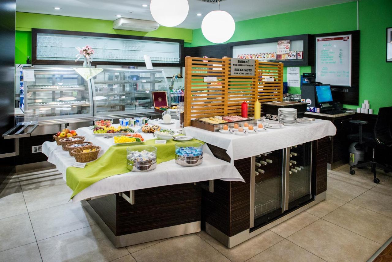 姆林斯卡酒店 Uherské Hradiště 外观 照片